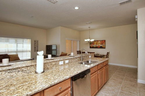 Photo 14 - Townhome W/splashpool In Paradise Palms 3080pp 4 Bedroom Townhouse by RedAwning