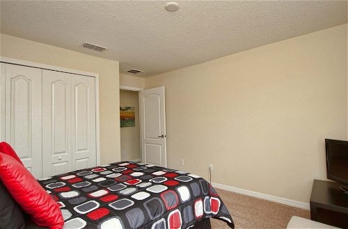 Photo 9 - Townhome W/splashpool In Paradise Palms 3080pp 4 Bedroom Townhouse by RedAwning