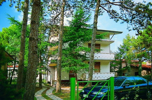 Photo 18 - Lignano Pineta near Beach