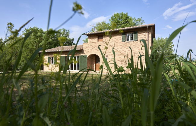 Villa With Panoramic Views - Photo 21