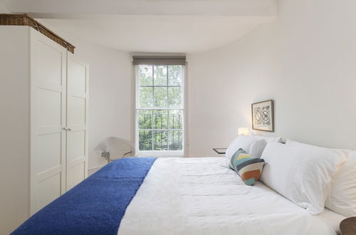 Photo 5 - ALTIDO Smart 3 bed Flat in Islington, Close to Angel Tube