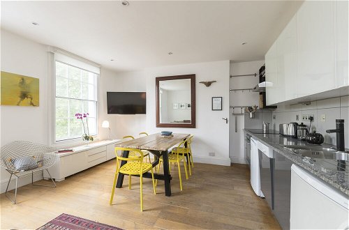 Photo 17 - ALTIDO Smart 3 bed Flat in Islington, Close to Angel Tube