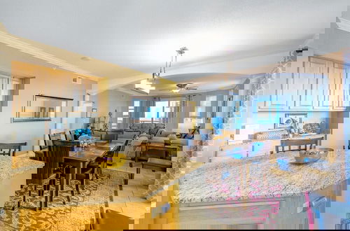 Photo 10 - Legacy Towers I
