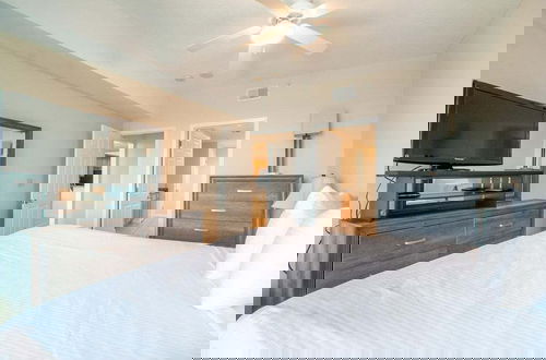 Photo 28 - Legacy Towers I