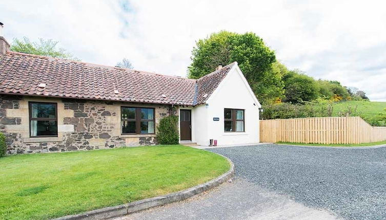 Photo 1 - Maple Cottage With Hot Tub Near Cupar, Fife