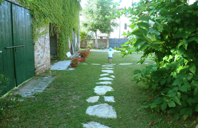 Modern Accommodation, Just Renovated, Private Garden, Wifi, Near Treviso - Foto 23