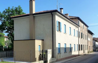 Foto 1 - Modern Accommodation, Just Renovated, Private Garden, Wifi, Near Treviso