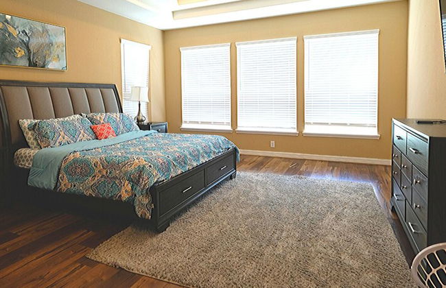 6Bdrm 4.5Bath 8Beds - HOME BIG AS TEXAS - Foto 14