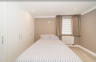 Photo 3 - Newly Refurbished Flat Hyde Park London