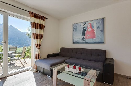 Foto 14 - Sunlit Apartment near Ski Area in Walchen