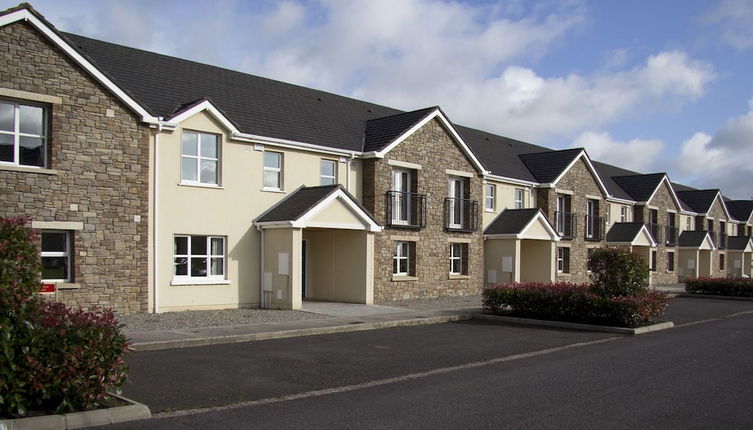 Photo 1 - Knightsbrook Courtyard Houses