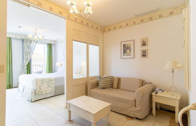Confortáveis Studios no IL Campanario Resort ILCJR - Foto 1