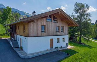 Foto 1 - Modern Apartment Near Ski Area in St Johan in Tyrol