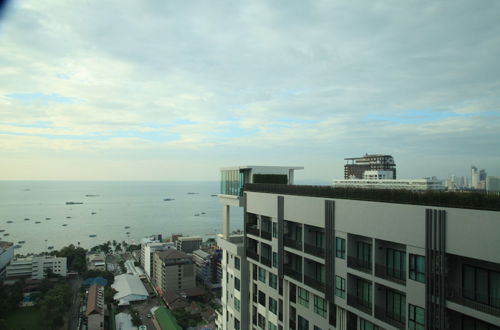 Foto 7 - Pattaya Central Sea View Pool Suite