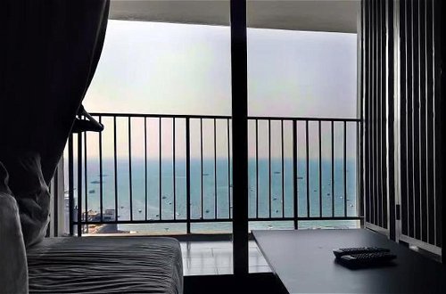 Photo 38 - Pattaya Central Sea View Pool Suite