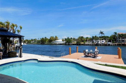 Photo 32 - 5 Bedroom Luxe Villa on Deep Water Intracoastal