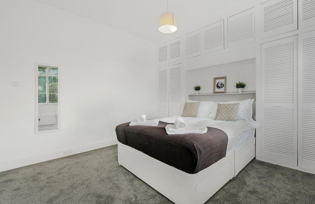 Heathrow Living Stanwell Serviced House - Foto 2