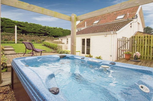 Foto 21 - Bridge Cottage Croyde 3-4 Bed, Sleeps 8, Hot Tub