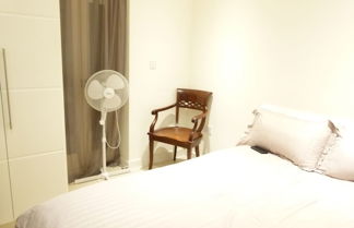 Photo 2 - SS Property Hub - Large apartment near Hyde Park