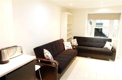 Photo 18 - SS Property Hub - Apartment close to Hyde Park