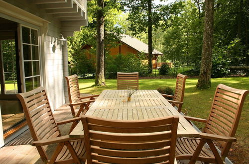 Foto 27 - Countryside Chalet in Bomal sur Ourthe With Sauna, Balcony