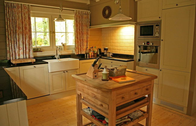 Countryside Chalet in Bomal sur Ourthe With Sauna, Balcony - Foto 9