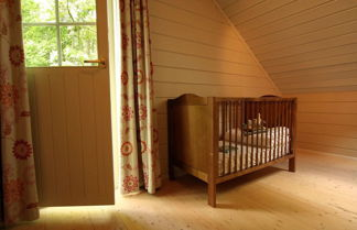 Photo 3 - Countryside Chalet in Bomal sur Ourthe With Sauna, Balcony