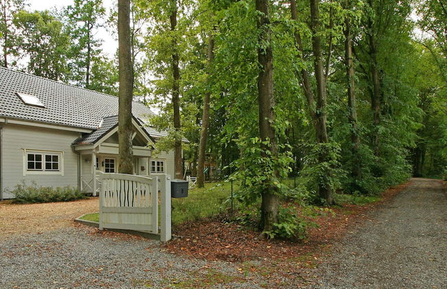 Countryside Chalet in Bomal sur Ourthe With Sauna, Balcony - Foto 23