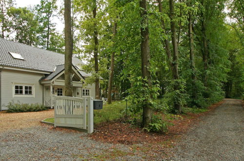 Photo 33 - Countryside Chalet in Bomal sur Ourthe With Sauna, Balcony