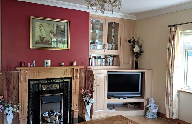 Spacious 6-bed House 10 Minutes From Knock Airport - Foto 18