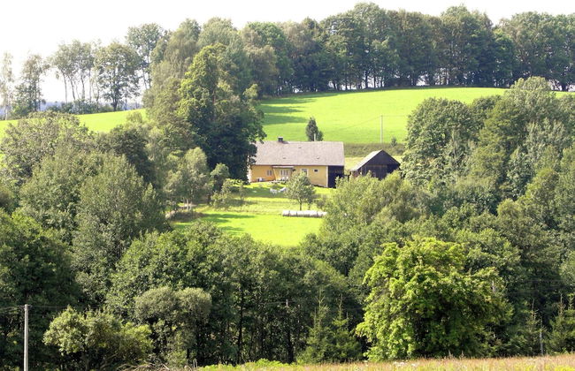 Holiday House Near Forest in Obora - Foto 1