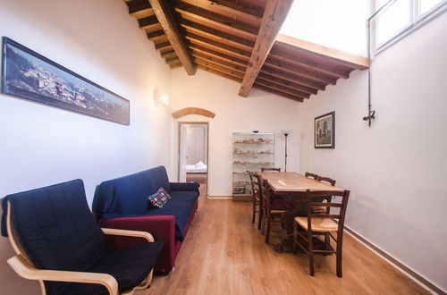 Photo 21 - Lovely 4BD Apt 3min Walk to Ponte Vecchio