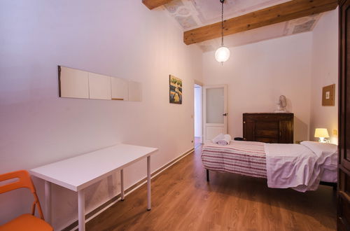 Foto 2 - Lovely 4BD Apt 3min Walk to Ponte Vecchio