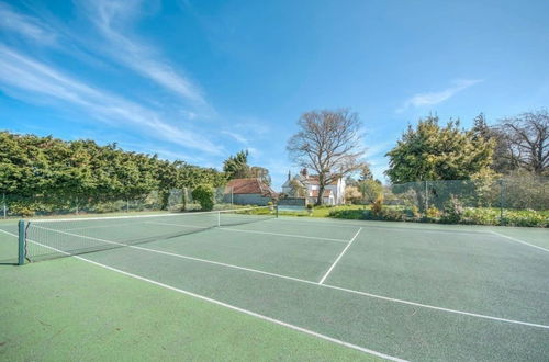 Photo 1 - Sweet Small Barn With Tennis Court, Near Goodwood