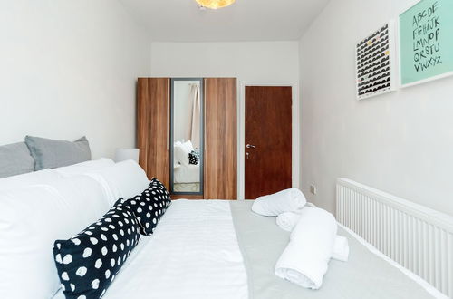 Photo 5 - WelcomeStay Clapham Junction 2 bedroom Apartment