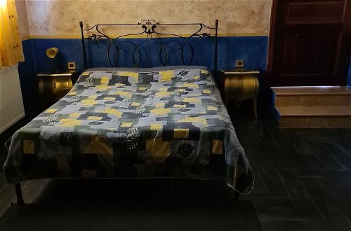 Photo 3 - Viktorov Comfortable 2-bed Apartment