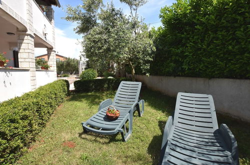 Photo 24 - Lovable Apartment, Pool With Deckchairs, Fenced Garden With Grill, Wifi and Airco