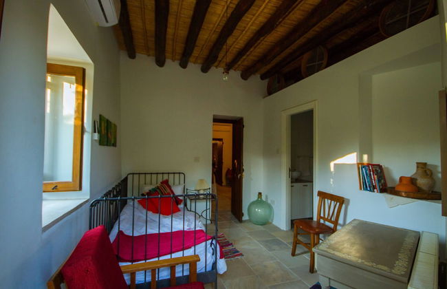 Estia Gaia Cottage - Photo 2