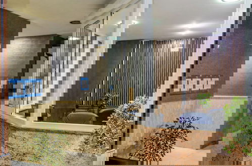 Photo 4 - The Seven Apartments