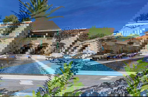 Foto 1 - Villa in Sukosan With Sauna and Pool