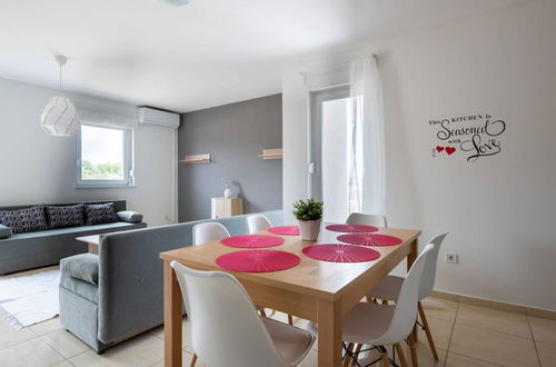 Photo 14 - Lovely Apartment in Novalja near Sea Beach & Town Center