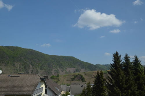 Foto 23 - Holiday Home in the Eifel With Balcony