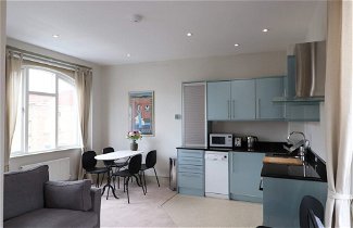 Foto 3 - Stylish Light-filled 1 Bedroom Flat In Hammersmith