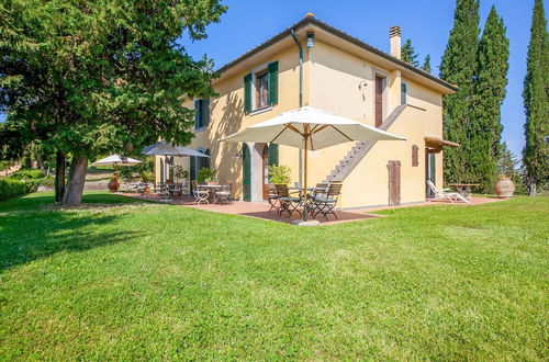 Photo 30 - Splendid Holiday Home in Orciatico with Hot Tub & Pool