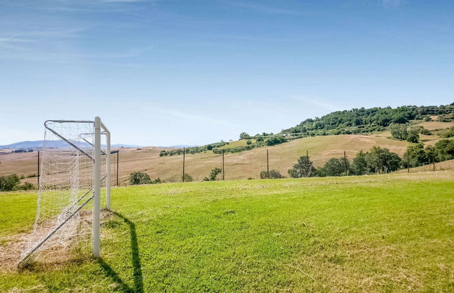 Splendid Holiday Home in Orciatico with Hot Tub & Pool - Foto 15