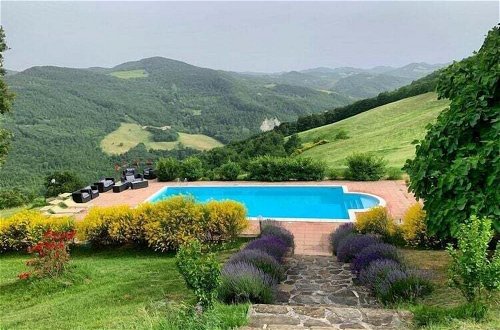 Foto 1 - Stunning Villa in Apecchio with Hot Tub