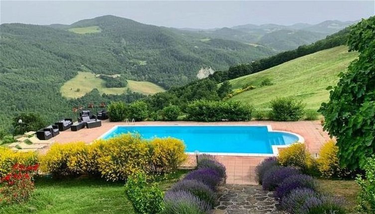 Foto 1 - Stunning Villa in Apecchio with Hot Tub