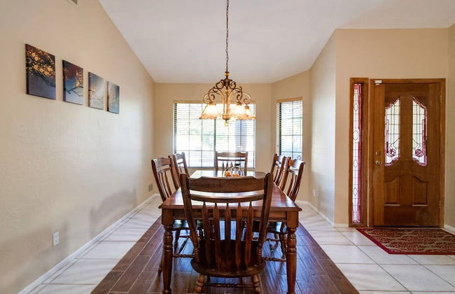 North Phoenix 6 Bedroom With Guest House & Pool! - Foto 21