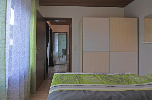 Foto 3 - Modern Apartment in Niedersfeld With Sauna