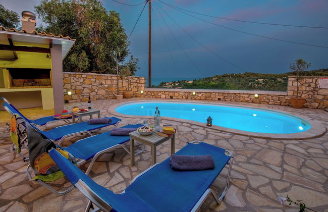 Loggos Seaview Cottage with Pool by Konnect - Foto 19